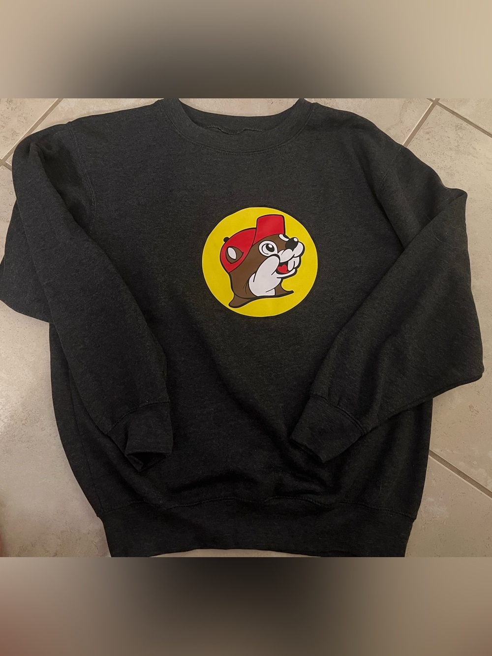 authentic Buc-ee's logo crewneck dark grey sweatshirt size small